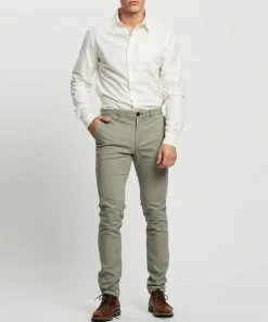 3 Wise Men Charlie Chinos Grey -Men's Pants Online Shop http3A2F2Fstatic.theiconic.com .au2Fp2F3wisemen 3947 6629521 5