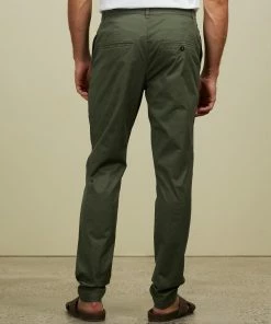 AERE Organic Slim Stretch Chinos Charcoal -Men's Pants Online Shop http3A2F2Fstatic.theiconic.com .au2Fp2Faere 7175 4284431 3