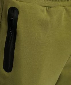 Cotton On Tech Track Pants Grass Green -Men's Pants Online Shop http3A2F2Fstatic.theiconic.com .au2Fp2Fcotton on 2358 7737521 6