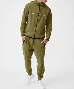 Cotton On Tech Track Pants Grass Green -Men's Pants Online Shop http3A2F2Fstatic.theiconic.com .au2Fp2Fcotton on 7267 7737521 4