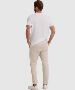 Country Road Tapered Stretch Chino Sand -Men's Pants Online Shop http3A2F2Fstatic.theiconic.com .au2Fp2Fcountry road 6625 9455841 4