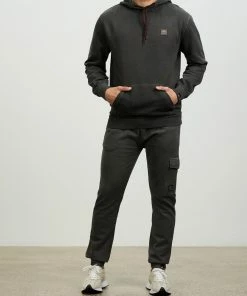 Ellesse Feelix Pants Black -Men's Pants Online Shop http3A2F2Fstatic.theiconic.com .au2Fp2Fellesse 9824 0958921 5