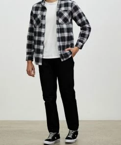 Everloom Ever Slim Skate Pants Black -Men's Pants Online Shop http3A2F2Fstatic.theiconic.com .au2Fp2Feverloom 6825 3937721 5