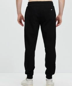 Jack & Jones Gordon Sweatpants Black -Men's Pants Online Shop http3A2F2Fstatic.theiconic.com .au2Fp2Fjack jones 0601 4918841 3