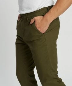 Jack & Jones Marco Bowie SA Slim Fit Chinos Olive Night -Men's Pants Online Shop http3A2F2Fstatic.theiconic.com .au2Fp2Fjack jones 1316 375777 4