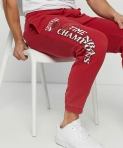 Mitchell & Ness Vintage Logo Tracks Bulls Faded Maroon -Men's Pants Online Shop http3A2F2Fstatic.theiconic.com .au2Fp2Fmitchell ness 2046 7811721 4