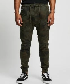 Nena & Pasadena Commander Pants Overdyed Camo