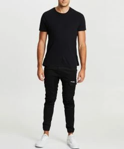 Nena & Pasadena Sabre Cargo Joggers Black -Men's Pants Online Shop http3A2F2Fstatic.theiconic.com .au2Fp2Fnena pasadena 7280 2855941 5