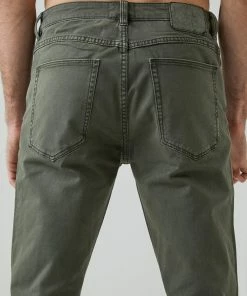 Neuw Ray Taper Twill Military -Men's Pants Online Shop http3A2F2Fstatic.theiconic.com .au2Fp2Fneuw 0506 2793141 5