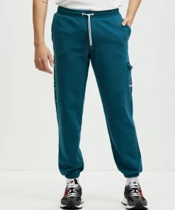 New Balance Classics Athletics Clash Sweatpants Mountain Teal