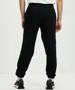 New Balance Classics Athletics Higher Learning Fleece Pants Black -Men's Pants Online Shop http3A2F2Fstatic.theiconic.com .au2Fp2Fnew balance classics 3428 9387531 3