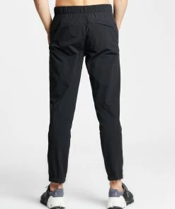 On Running Active Pants Black -Men's Pants Online Shop http3A2F2Fstatic.theiconic.com .au2Fp2Fon running 9925 8941531 3