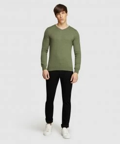 Oxford Stretch Skinny Organic Cotton Chinos Black -Men's Pants Online Shop http3A2F2Fstatic.theiconic.com .au2Fp2Foxford 1408 2653041 5