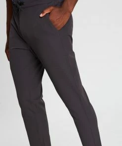 Patagonia Skyline Traveler Pants Ink Black -Men's Pants Online Shop http3A2F2Fstatic.theiconic.com .au2Fp2Fpatagonia 5870 7446801 4