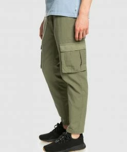 Quiksilver Mens Cargo Pants FOUR LEAF CLOVER -Men's Pants Online Shop http3A2F2Fstatic.theiconic.com .au2Fp2Fquiksilver 6833 7604731 3