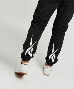 Reebok Classics Vector Trackpants Black -Men's Pants Online Shop http3A2F2Fstatic.theiconic.com .au2Fp2Freebok 0124 8852611 4