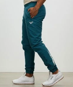 Reebok Classics Vector Track Pants - Unisex Midnight Pine -Men's Pants Online Shop http3A2F2Fstatic.theiconic.com .au2Fp2Freebok 1809 6582921 3