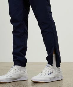 Reebok Classics Vector Track Pants - Unisex Vector Navy -Men's Pants Online Shop http3A2F2Fstatic.theiconic.com .au2Fp2Freebok 6866 0382921 5