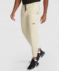 RVCA Sport Spectrum Cuffed Pants BLEACHED SAN -Men's Pants Online Shop http3A2F2Fstatic.theiconic.com .au2Fp2Frvca sport 3461 7812821 3