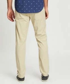 Sportscraft Lightweight Chinos sand -Men's Pants Online Shop http3A2F2Fstatic.theiconic.com .au2Fp2Fsportscraft 4977 109759 3