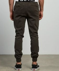 St Goliath Ultra Pants GREEN -Men's Pants Online Shop http3A2F2Fstatic.theiconic.com .au2Fp2Fst goliath 4588 2668121 3