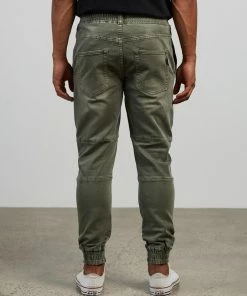 St Goliath Region 3 Pants GREEN -Men's Pants Online Shop http3A2F2Fstatic.theiconic.com .au2Fp2Fst goliath 8298 8297811 3