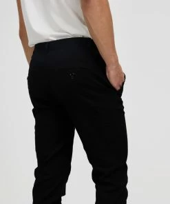 Staple Superior Staple Slim Stretch Chino Pants Black -Men's Pants Online Shop http3A2F2Fstatic.theiconic.com .au2Fp2Fstaple superior 5203 6095431 4