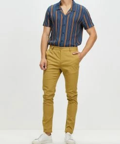 Staple Superior Staple Slim Stretch Chino Pants Sand -Men's Pants Online Shop http3A2F2Fstatic.theiconic.com .au2Fp2Fstaple superior 7890 0095431 5