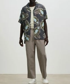 Stussy Pleat Pants Pale Grey -Men's Pants Online Shop http3A2F2Fstatic.theiconic.com .au2Fp2Fstussy 7960 7676331 5