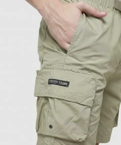 Superdry Utility Cargo Shorts Timber Wolf -Men's Pants Online Shop http3A2F2Fstatic.theiconic.com .au2Fp2Fsuperdry 9936 5739631 6