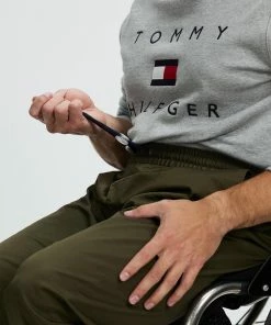 Tommy Hilfiger Adaptive Adaptive Mens Solid Sweatpant Green -Men's Pants Online Shop http3A2F2Fstatic.theiconic.com .au2Fp2Ftommy hilfiger adaptive 4977 5222821 3