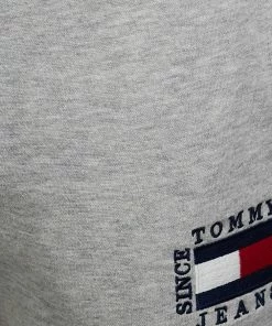Tommy Jeans Slim Box Flag Sweat Pants Light Grey Heather -Men's Pants Online Shop http3A2F2Fstatic.theiconic.com .au2Fp2Ftommy jeans 6941 7763421 6