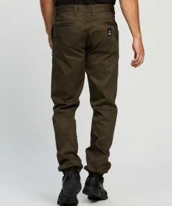 UNIT Rockbottom Cuffed Pants Military -Men's Pants Online Shop http3A2F2Fstatic.theiconic.com .au2Fp2Funit 3700 5766711 3