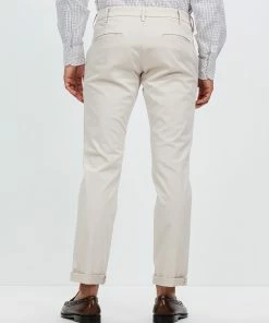 Van Heusen Cotton Sateen Chino Regular Fit Neutral -Men's Pants Online Shop http3A2F2Fstatic.theiconic.com .au2Fp2Fvan heusen 7136 9993921 3