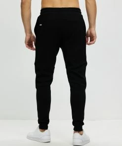 WNDRR Hoxton V2 Tech Trackpants Black -Men's Pants Online Shop http3A2F2Fstatic.theiconic.com .au2Fp2Fwndrr 2078 8274931 3