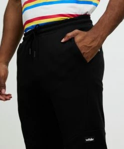 WNDRR Hoxton V2 Tech Trackpants Black -Men's Pants Online Shop http3A2F2Fstatic.theiconic.com .au2Fp2Fwndrr 8425 3025151 4