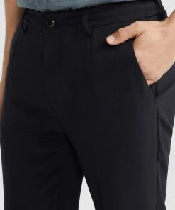 Yd. Tech Movement Stretch Cropped Chino NAVY -Men's Pants Online Shop http3A2F2Fstatic.theiconic.com .au2Fp2Fyd 4759 8525331 3