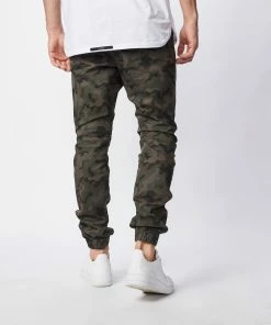 Zanerobe Sureshot Jogger Dk Camo -Men's Pants Online Shop http3A2F2Fstatic.theiconic.com .au2Fp2Fzanerobe 2906 2253741 5