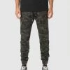 Zanerobe Sureshot Joggers Dark Camo