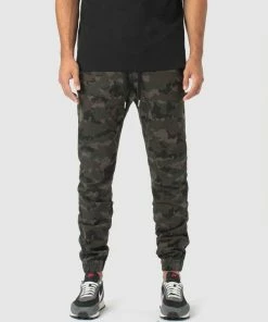 Zanerobe Sureshot Joggers Dark Camo