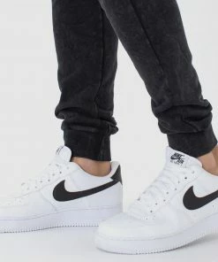 Zanerobe Sureshot Fleece Joggers Black Salt -Men's Pants Online Shop http3A2F2Fstatic.theiconic.com .au2Fp2Fzanerobe 8677 2106431 4